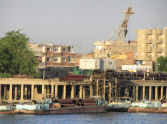 
Loco No 33 at Kom Ombo wharf, June 2010